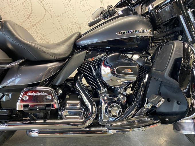 HARLEY-DAVIDSON TOURING ELECTRA 1690 ULTRA LIMITED 4