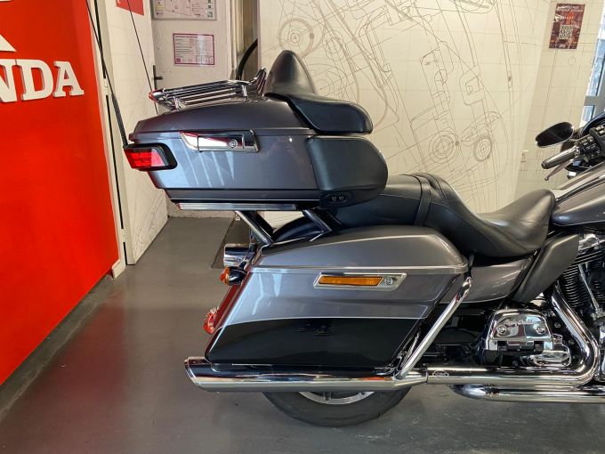 HARLEY-DAVIDSON TOURING ELECTRA 1690 ULTRA LIMITED 4