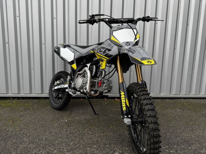 YCF BIGY 150 MX 4