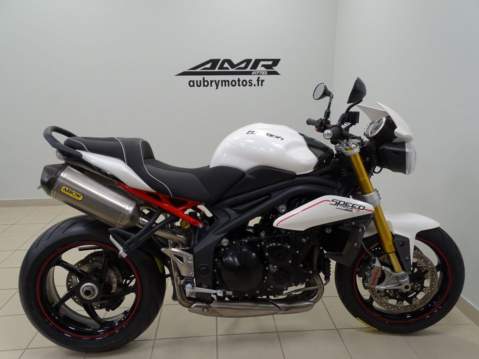 TRIUMPH SPEED TRIPLE 1050 R 4