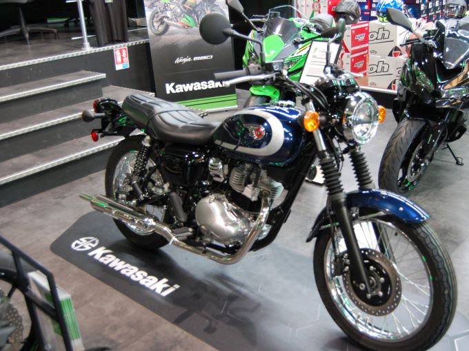 KAWASAKI W230 4