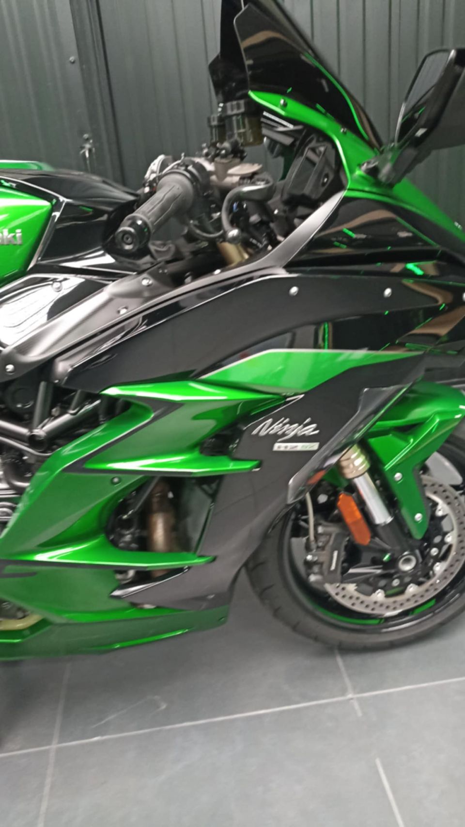 KAWASAKI Ninja H2 SX SE 4
