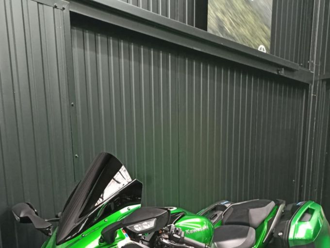 KAWASAKI Ninja H2 SX SE 4