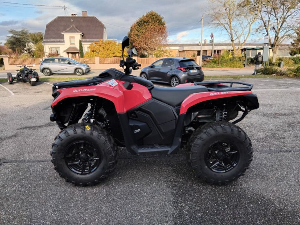 CAN-AM OUTLANDER DPS 700 T 4