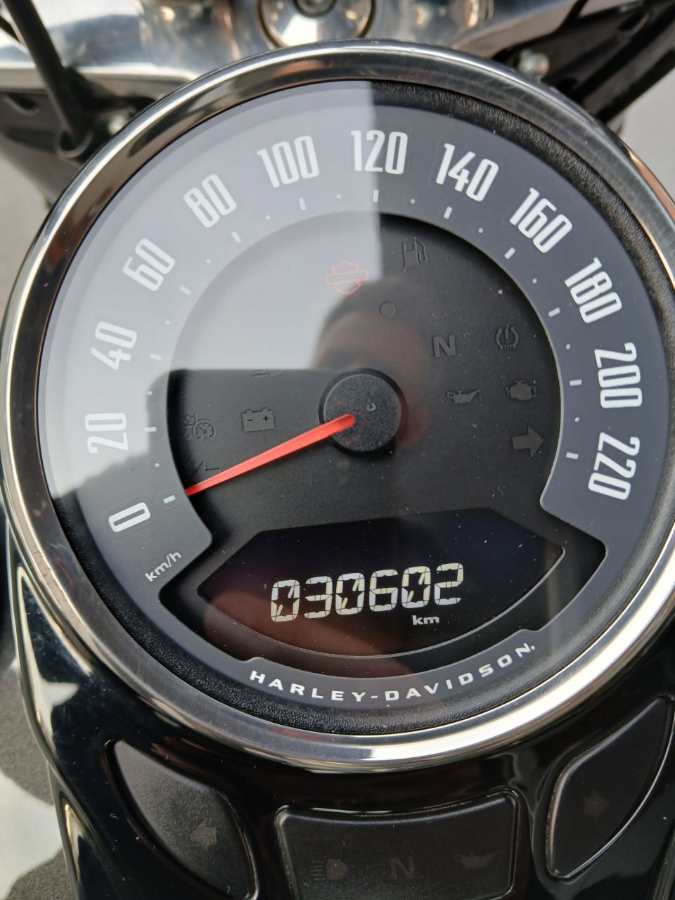 HARLEY-DAVIDSON SOFTAIL HERITAGE 1868 CLASSIC 4