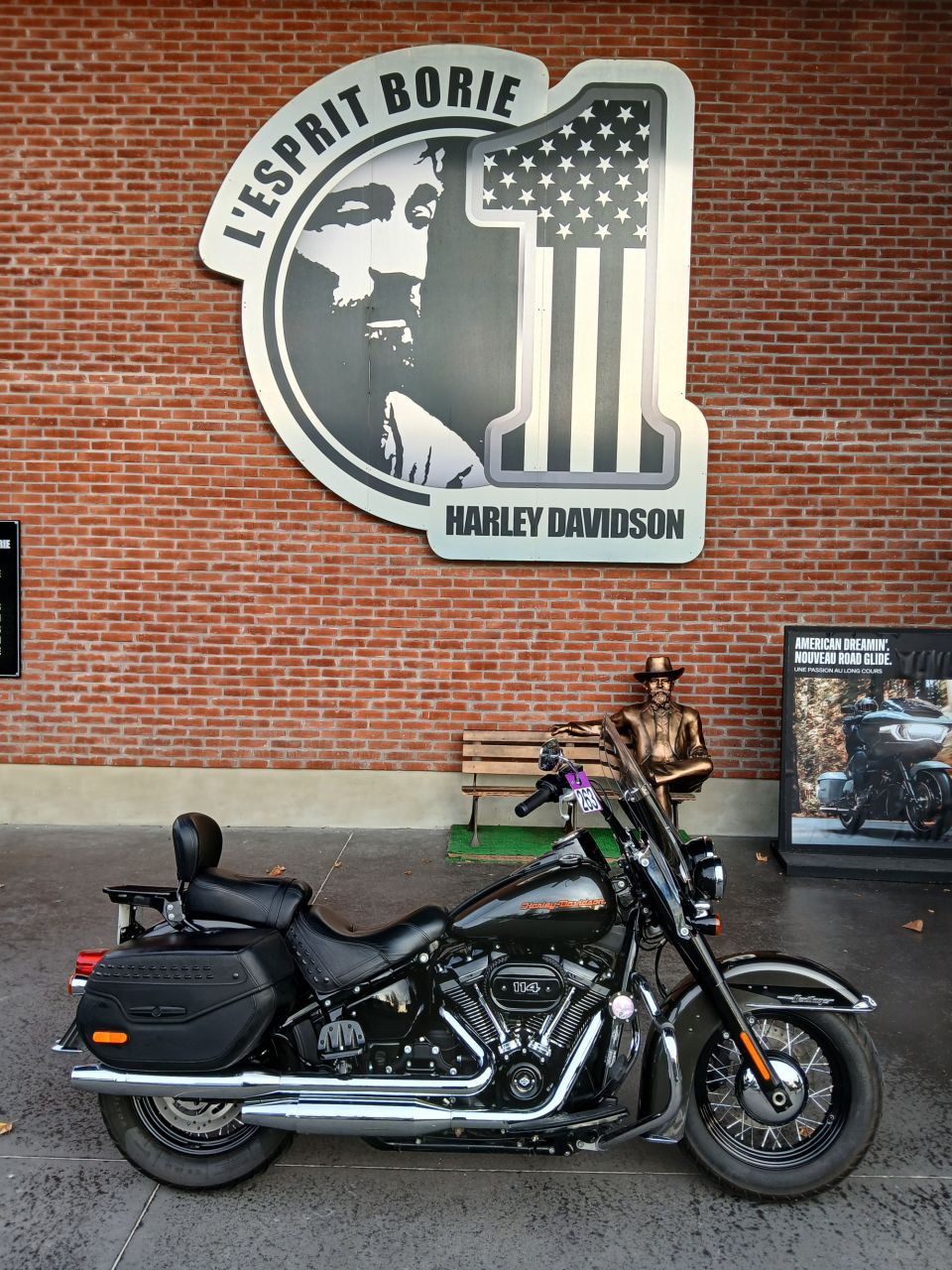 HARLEY-DAVIDSON SOFTAIL HERITAGE 1868 CLASSIC 4