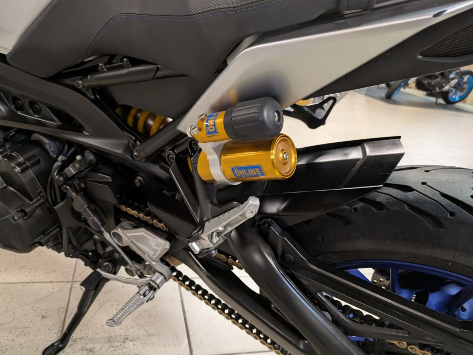 YAMAHA MT-09 SP 4