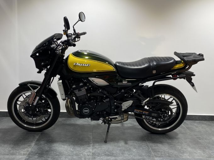 KAWASAKI Z 900 RS 4