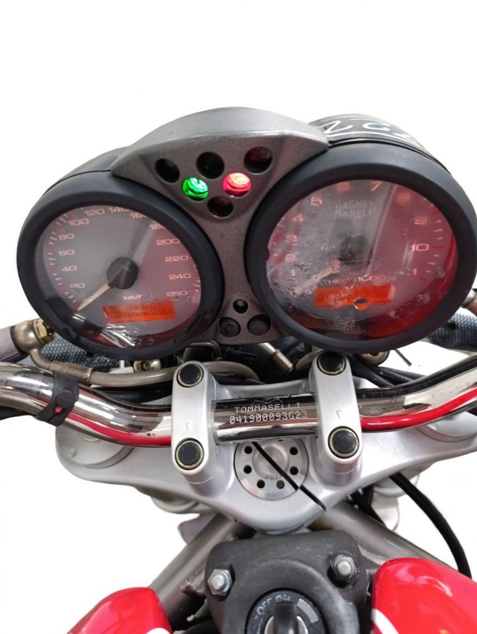 DUCATI 620 MONSTER S 4