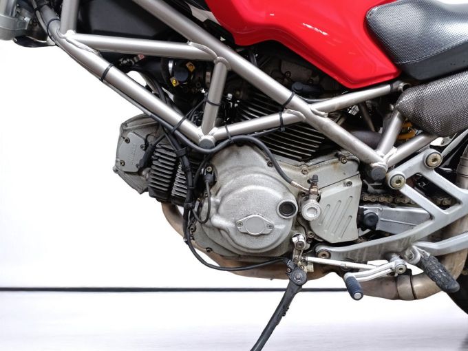 DUCATI 620 MONSTER S 4