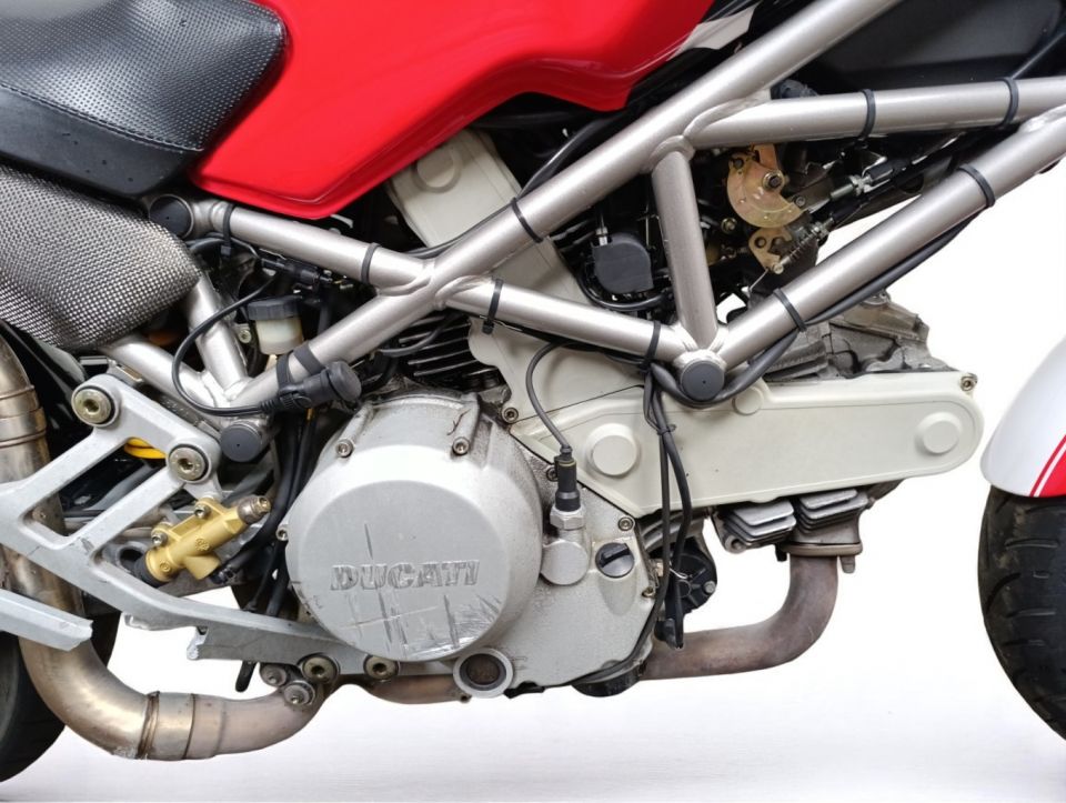 DUCATI 620 MONSTER S 4