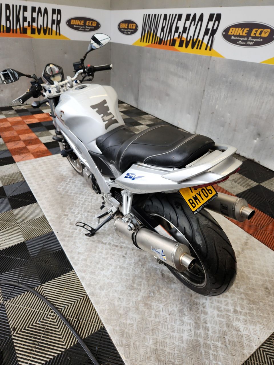 SUZUKI SV 1000 N 4