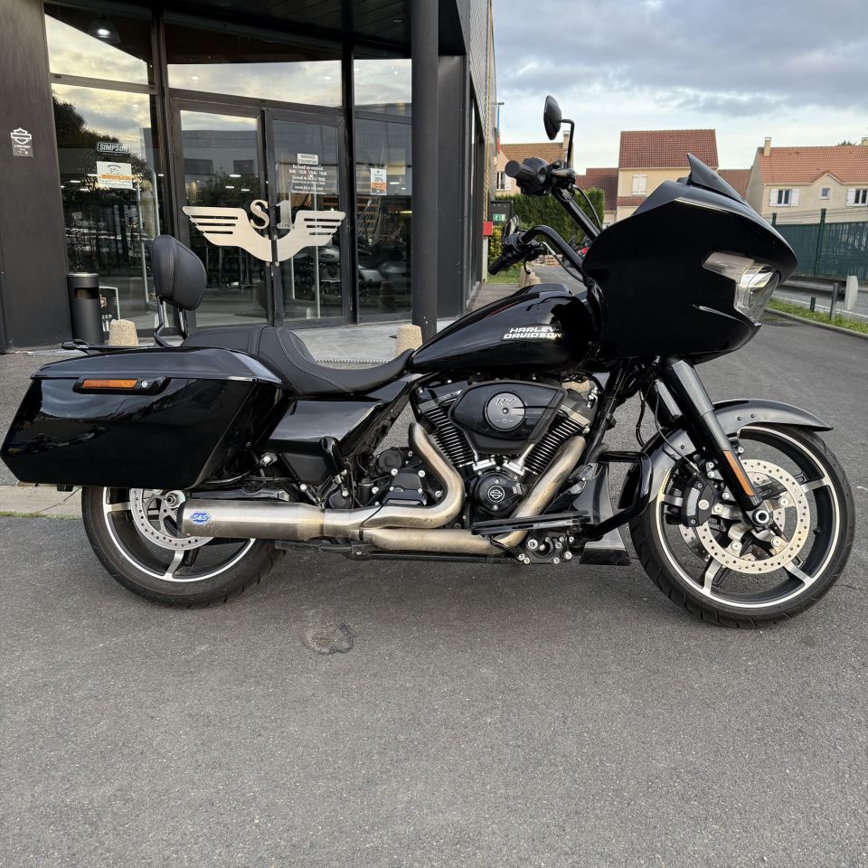 HARLEY-DAVIDSON TOURING ROAD GLIDE 1923 4