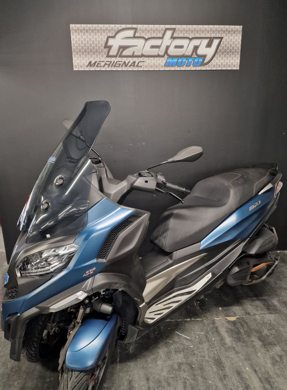 PIAGGIO MP3 530 HPE EXCLUSIVE 4