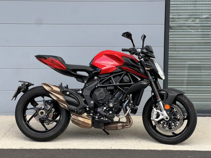 MV AGUSTA BRUTALE 800 4