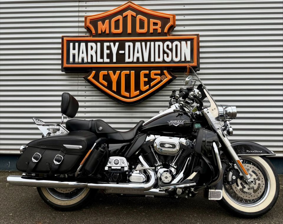 HARLEY-DAVIDSON TOURING ROAD KING 1690 CLASSIC 4