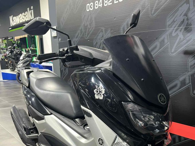 YAMAHA NMAX 125 4
