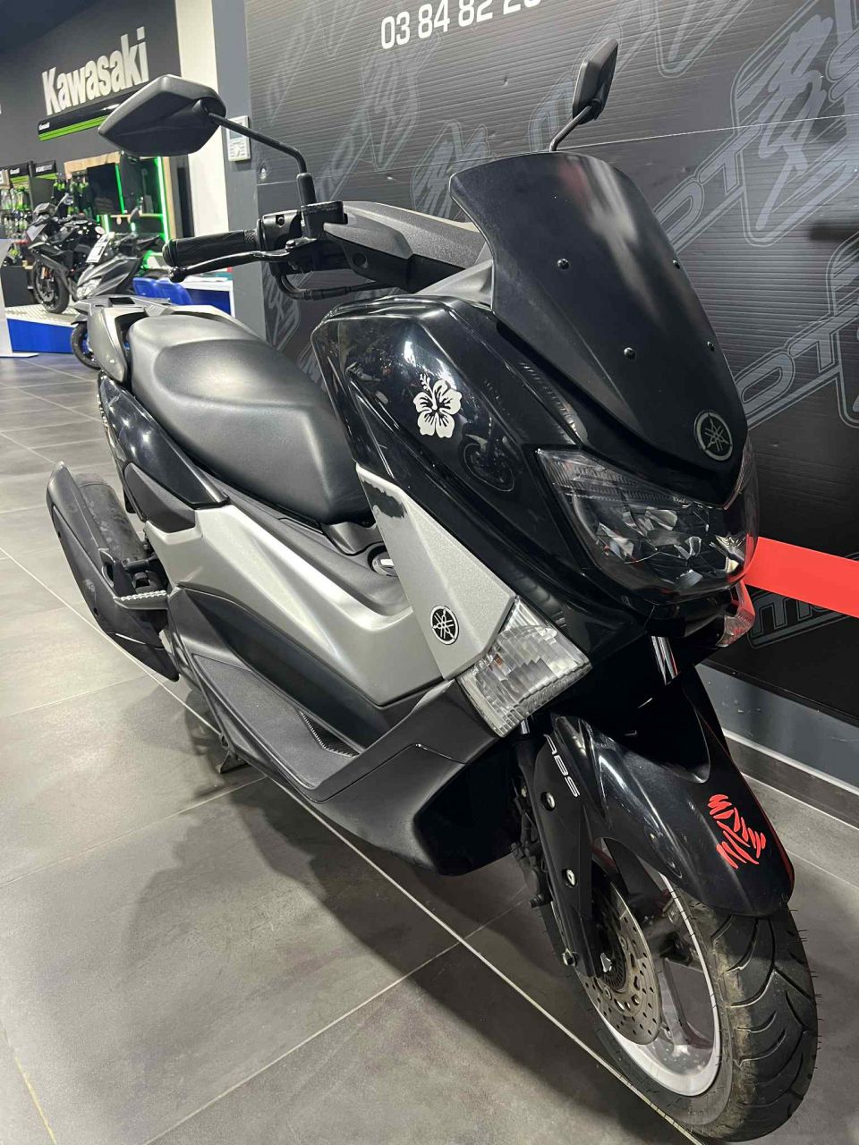 YAMAHA NMAX 125 4