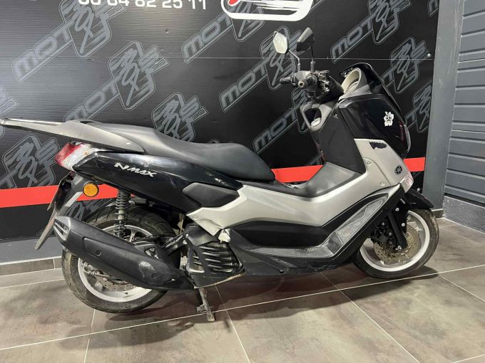 YAMAHA NMAX 125 4