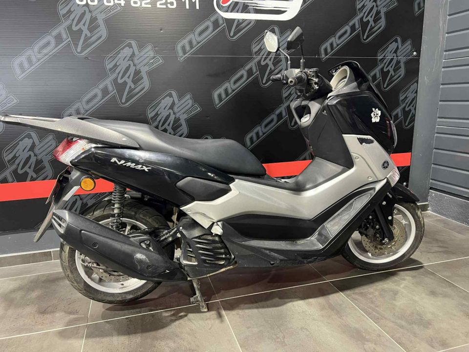 YAMAHA NMAX 125 4