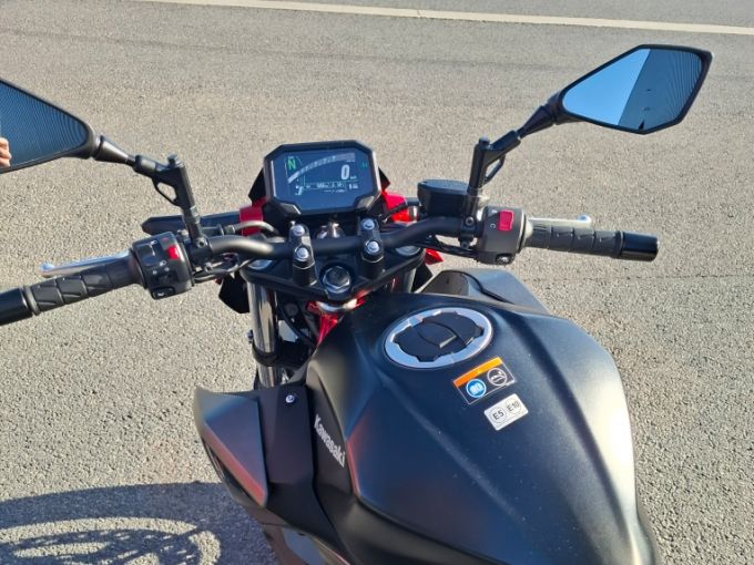 KAWASAKI Z 500 SE 4