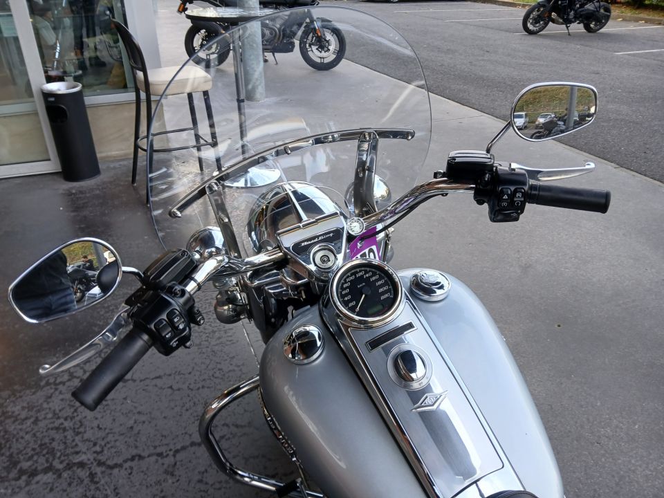 HARLEY-DAVIDSON TOURING ROAD KING 1745 STANDARD 4