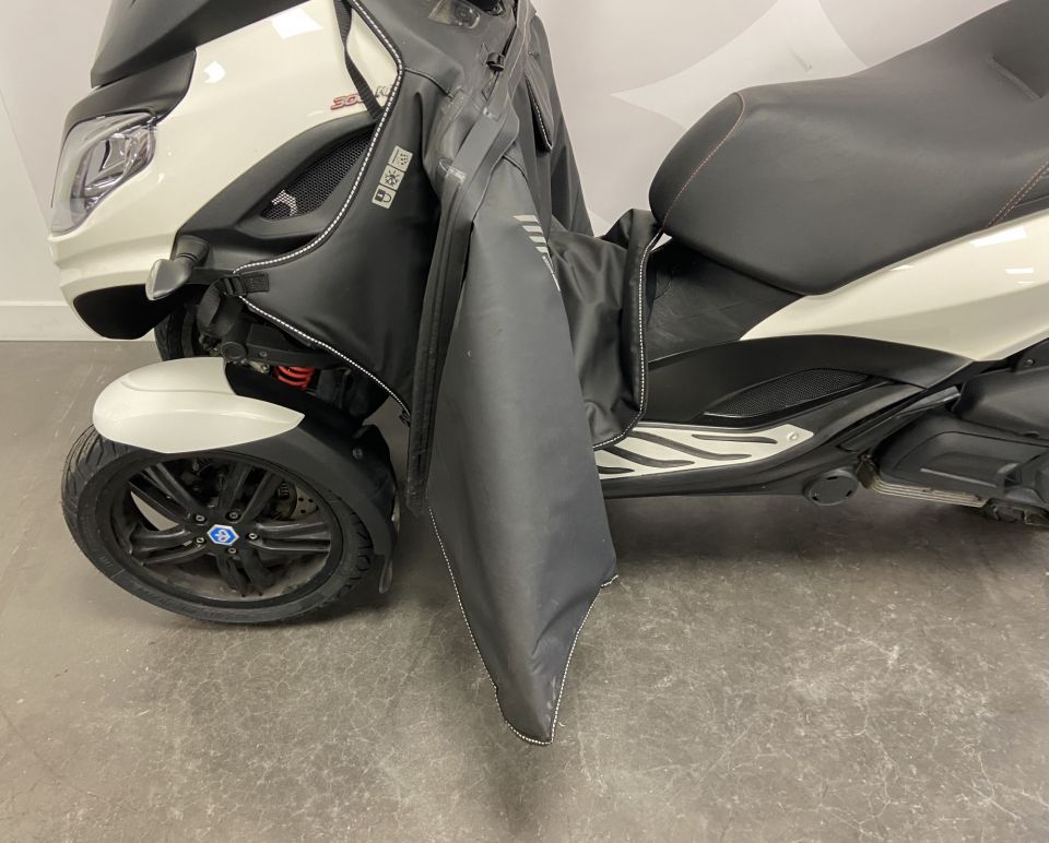 PIAGGIO MP3 300 HPE ABS ASR 4