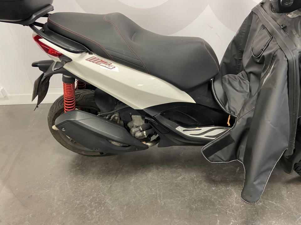PIAGGIO MP3 300 HPE ABS ASR 4