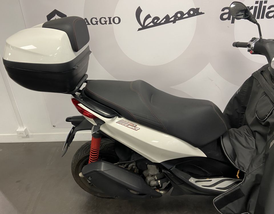 PIAGGIO MP3 300 HPE ABS ASR 4