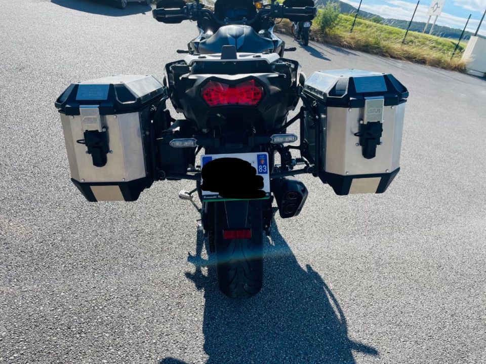 KAWASAKI VERSYS 1000 4