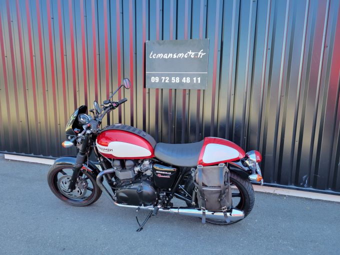 TRIUMPH Bonneville Newchurch 4