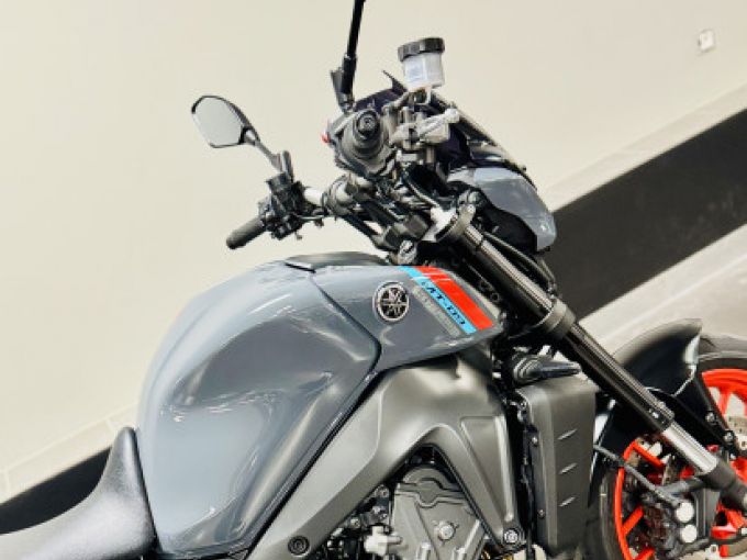 YAMAHA MT 09 ABS 4