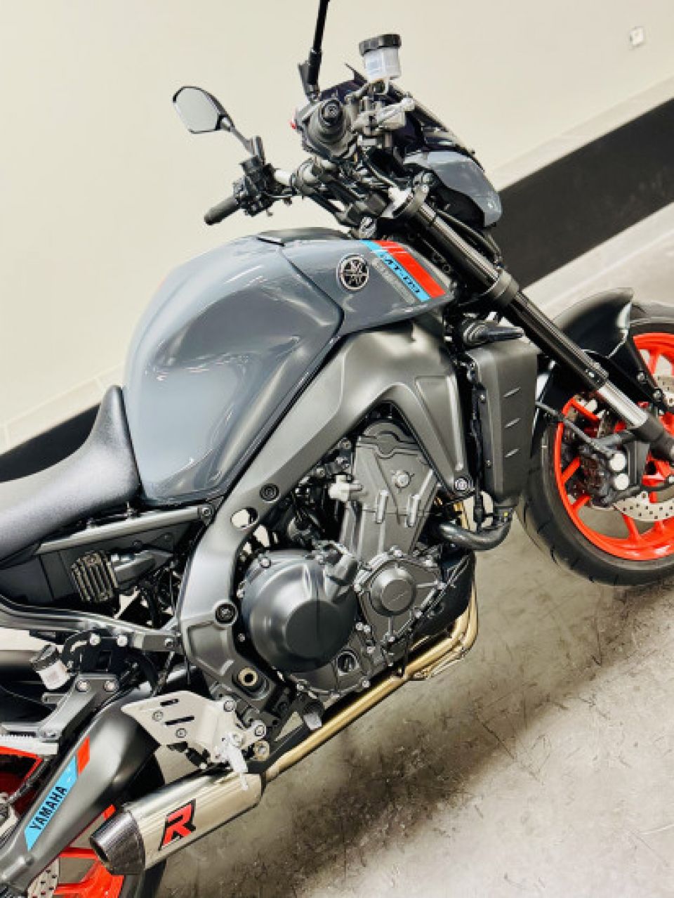 YAMAHA MT 09 ABS 4