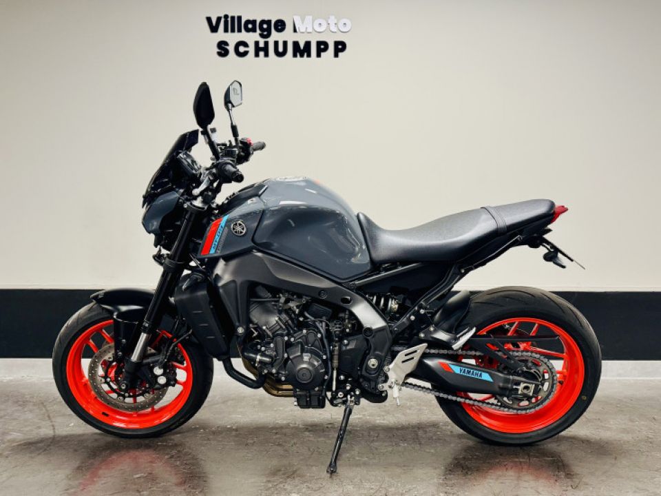 YAMAHA MT 09 ABS 4