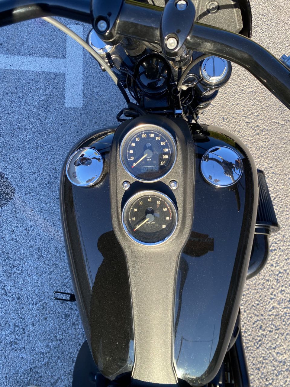 HARLEY-DAVIDSON DYNA LOW RIDER 1800 S 4