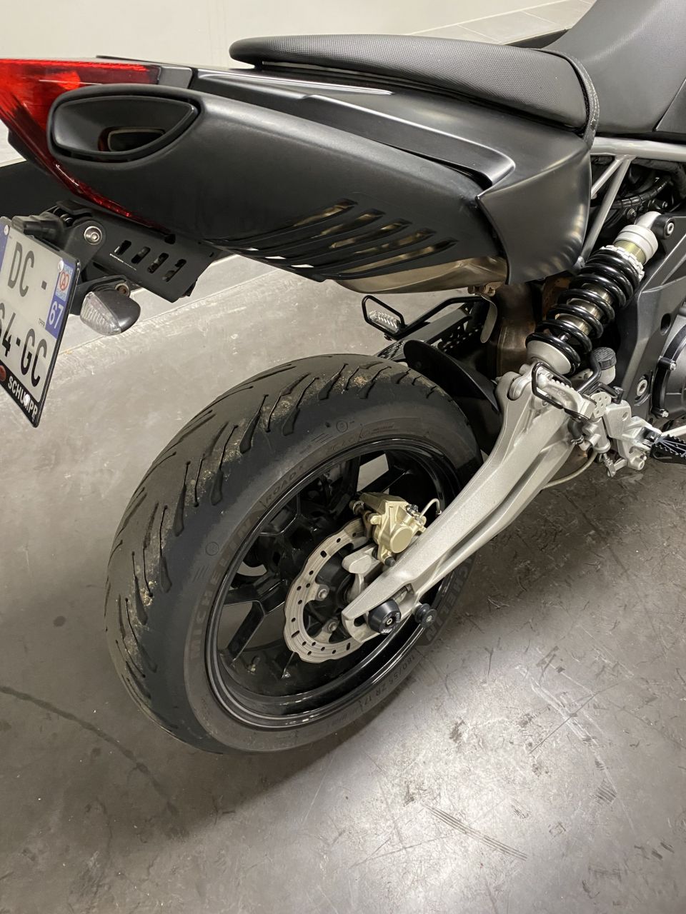 APRILIA DORSODURO 750 ABS 4