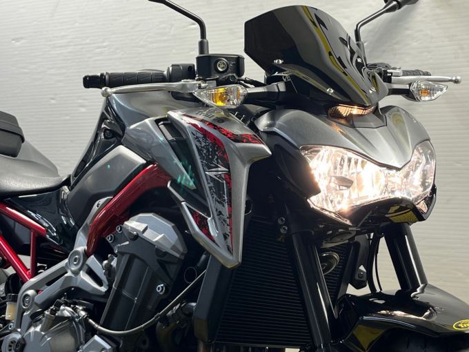 KAWASAKI Z 900 4