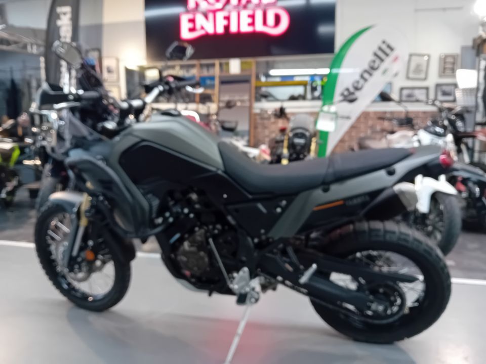 YAMAHA XTZ TENERE 700 4