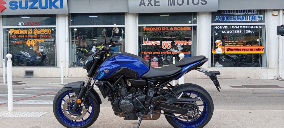 YAMAHA MT-07 (47.5CV) 4