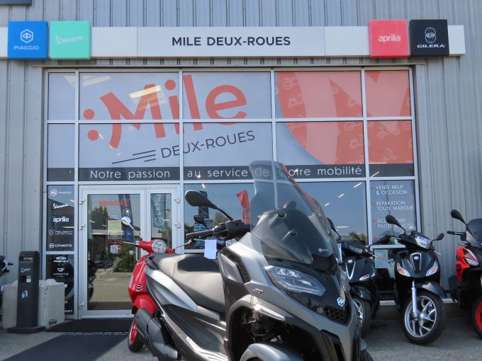 PIAGGIO MP3 400 HPE SPORT ABS ASR 4