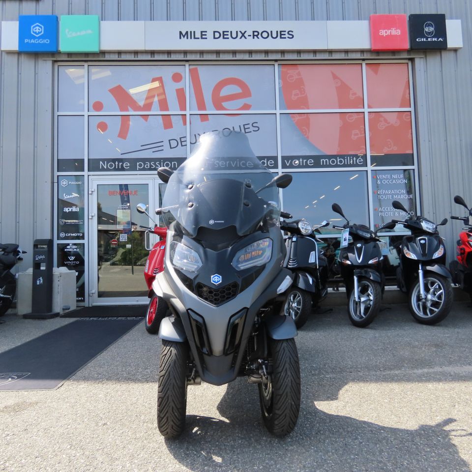 PIAGGIO MP3 400 HPE SPORT ABS ASR 4