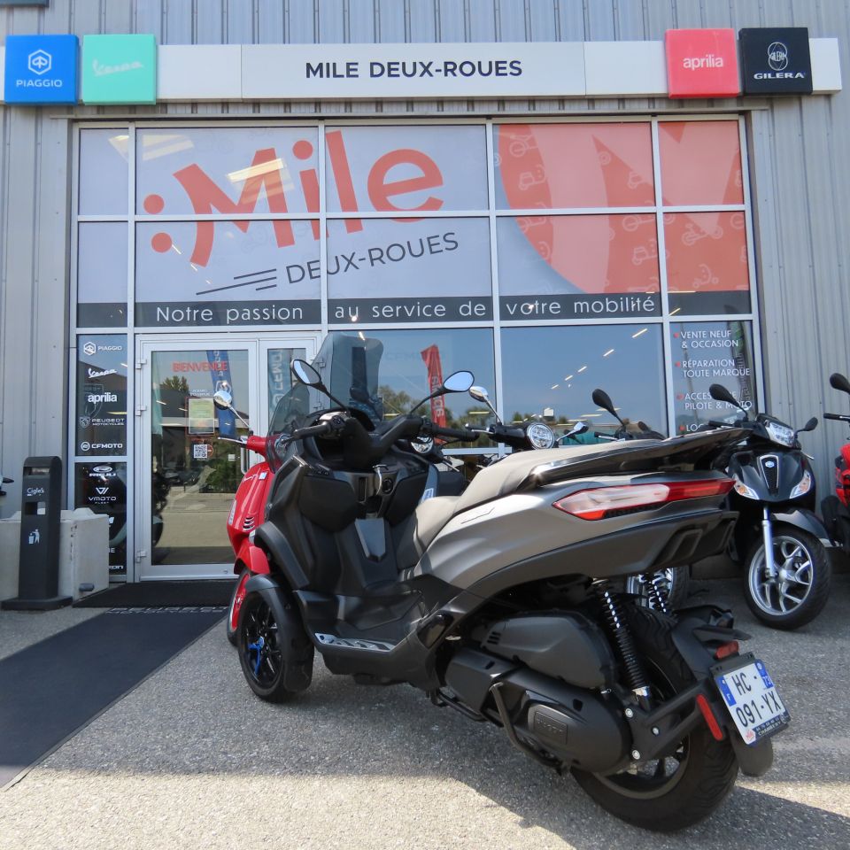 PIAGGIO MP3 400 HPE SPORT ABS ASR 4