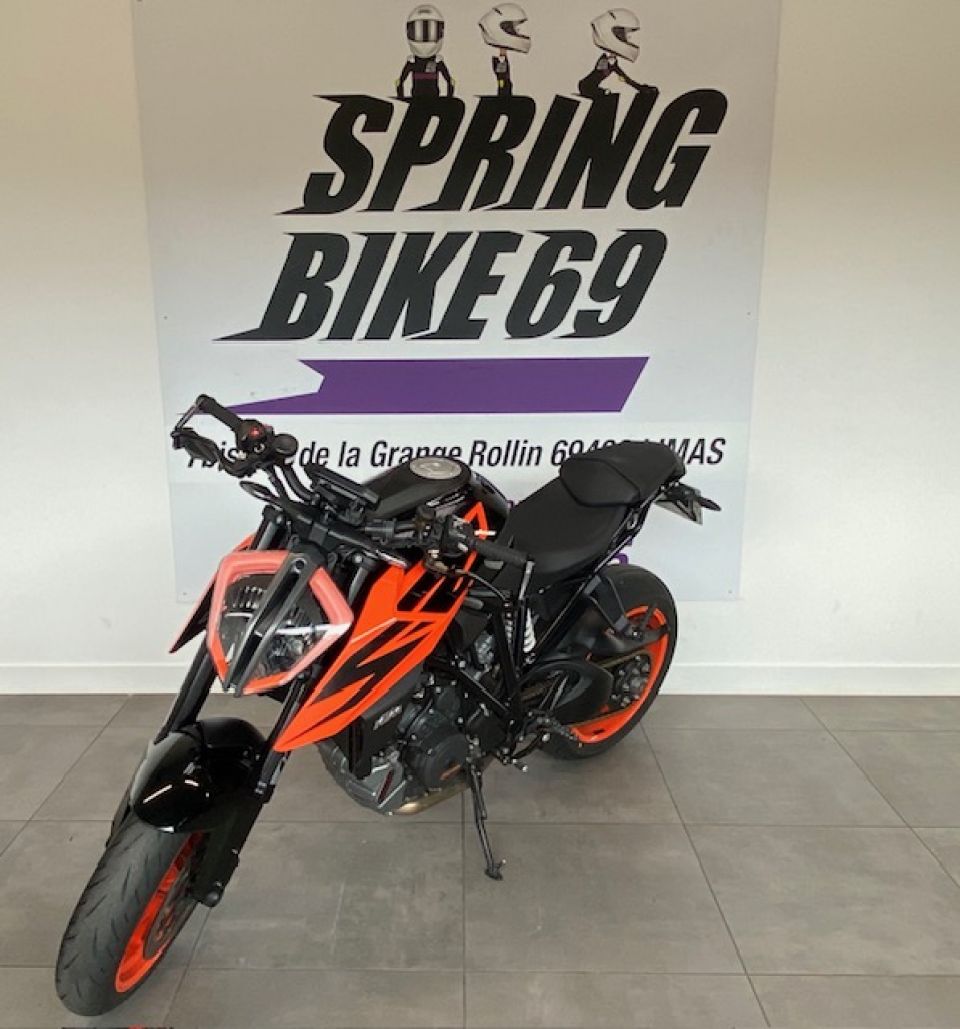 KTM 1290 SUPER DUKE R 4