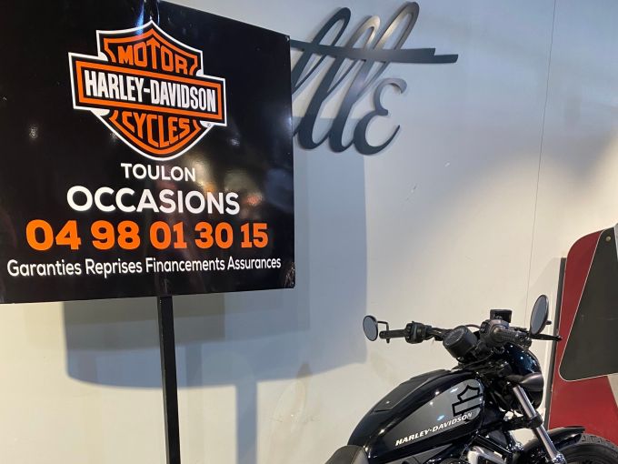 HARLEY-DAVIDSON SPORTSTER NIGHTSTER 975 4