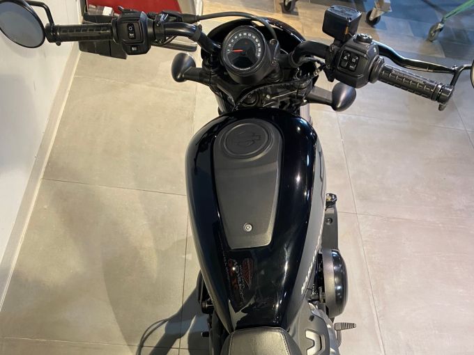 HARLEY-DAVIDSON SPORTSTER NIGHTSTER 975 4