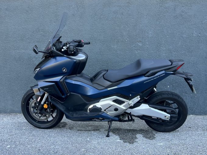 HONDA NSS FORZA 750 4