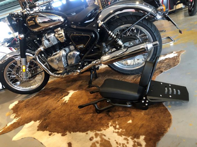 ROYAL ENFIELD 650 CLASSIC 4