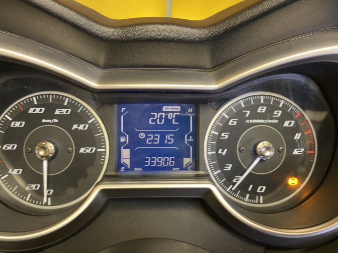 YAMAHA X-MAX 125 4