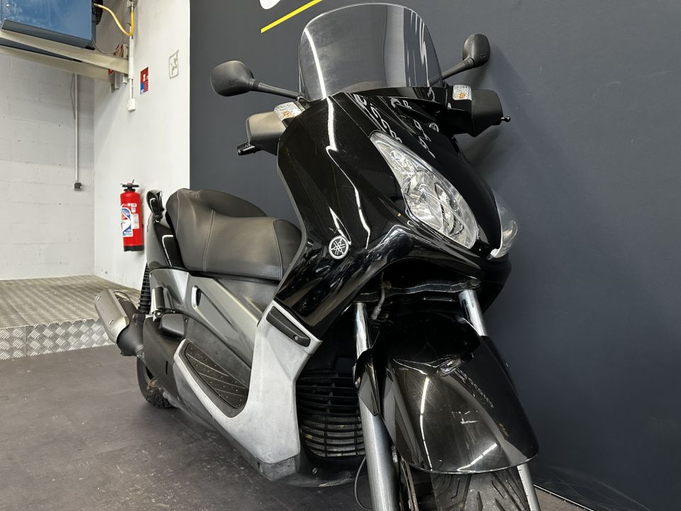 YAMAHA X-MAX 250 4