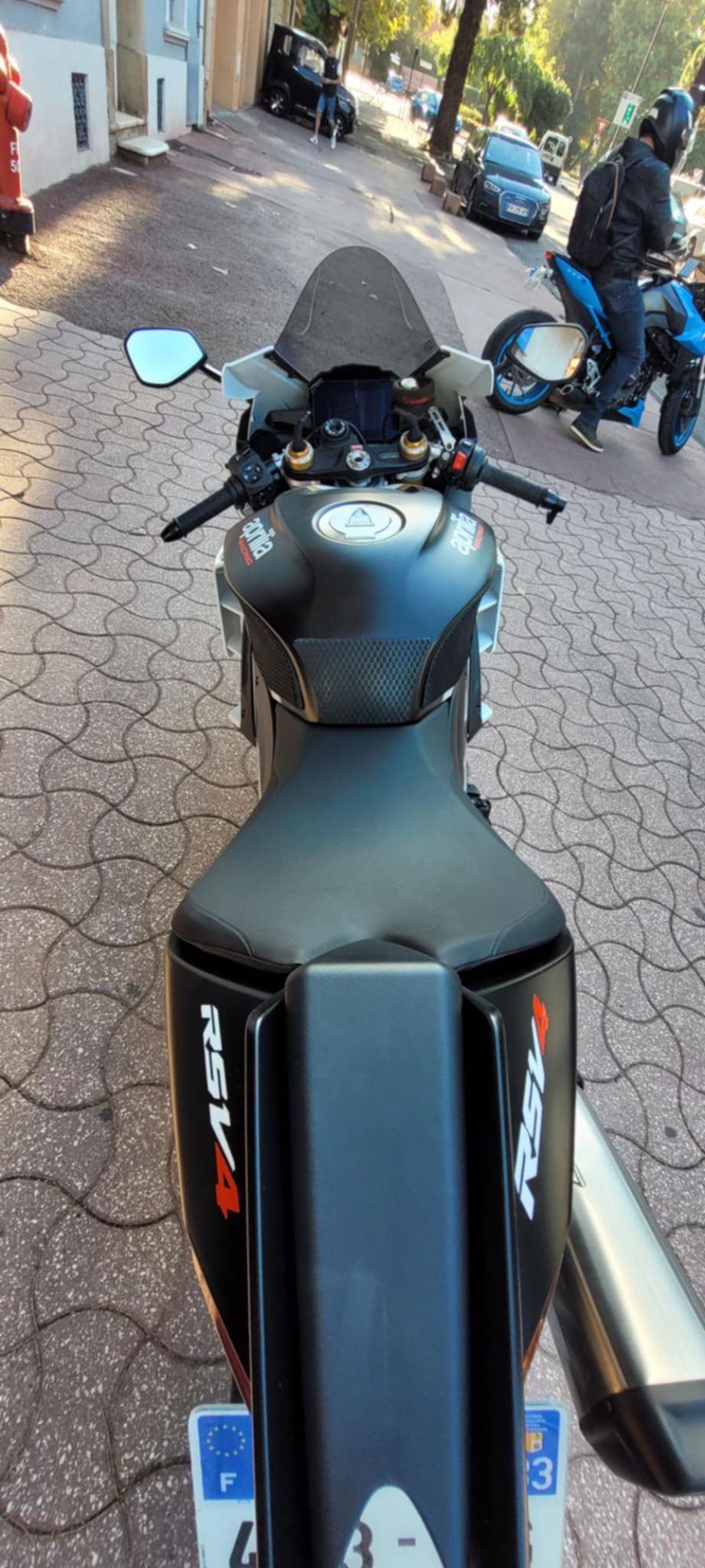 APRILIA RSV4 1100 FACTORY 4